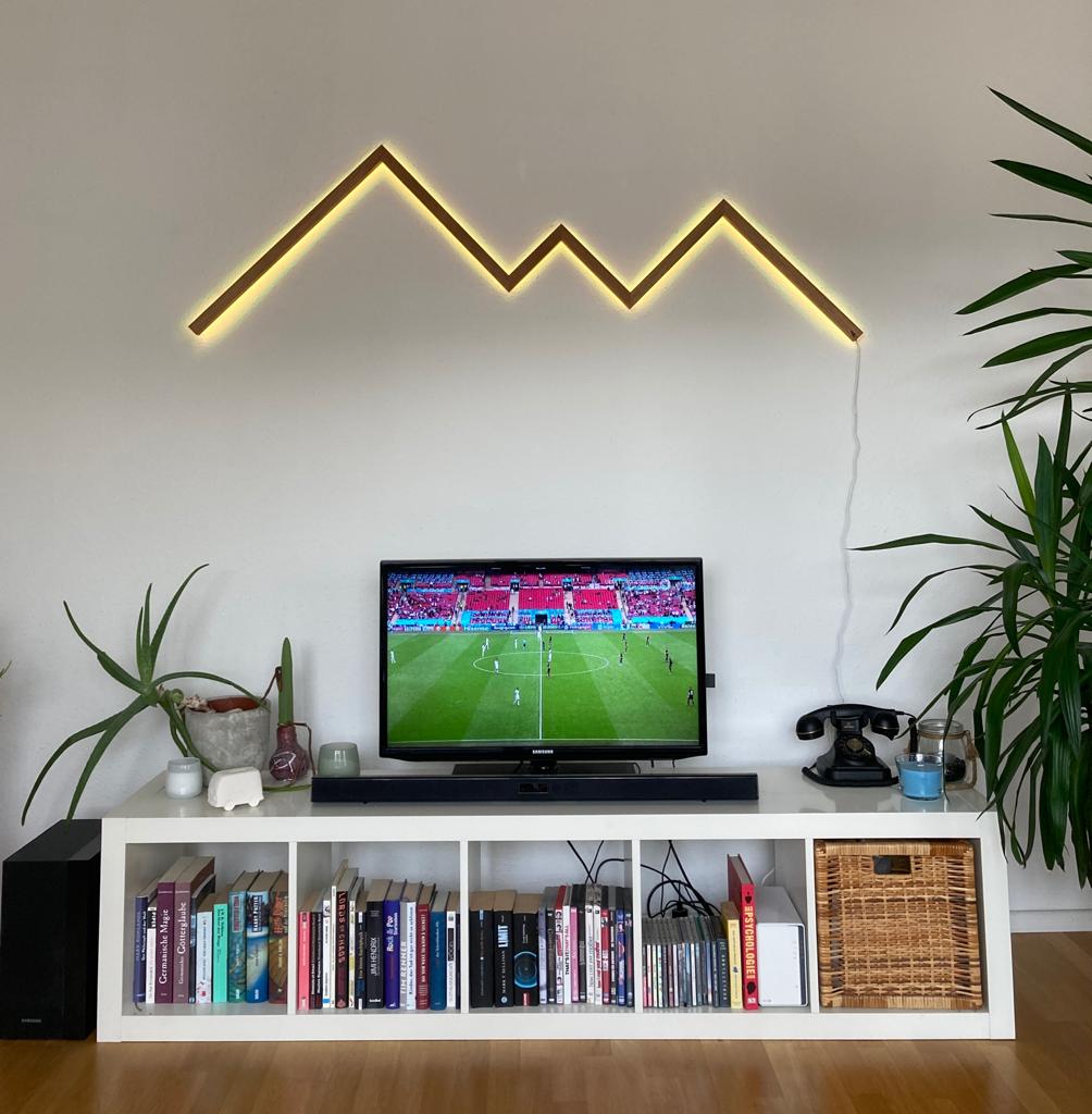 Bergliebe Wandlampe für das Wohnzimmer